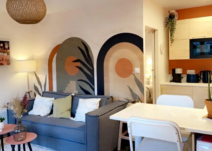 Le 102, Maison Avec Terrasse Et Parking Gare De *